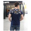 TE9123KDF Chinese style personality cyprinoid pattern mens t-shirt