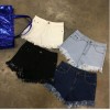 TE1248DXE Slim empire waist tassel denim shorts