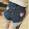 TE5089DDFS Korean fashion slim casual holes denim shorts