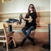 TE1564GJWL Loose comfortable joker banana embroidery silver fox wool large T-shirt