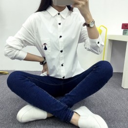 TE1650MLCS Embroidery cat print pocket simple shirt