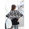 TE6672AYY Heart sequins embroidery loose T-shirt