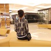 TE9926MLG Korean fashion slim blue and white porcelain pattern sweater