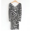 TE68098YWQS Black and white geometry print v-neck slim close fitting dress
