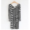 TE68098YWQS Black and white geometry print v-neck slim close fitting dress