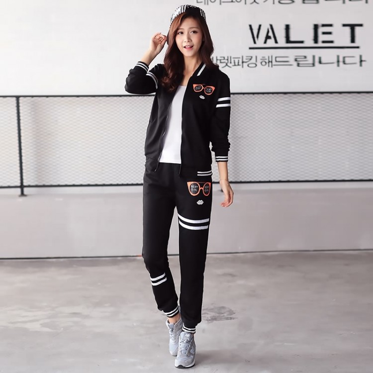 slim tracksuit