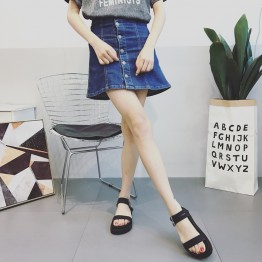 Retro thick bottom buckle black muffled sandals