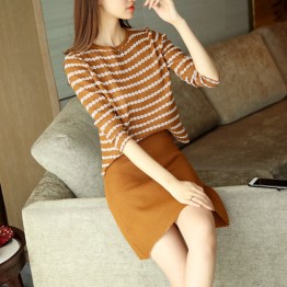 726  long - sleeved sweater with skirt two pieces