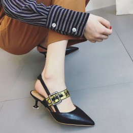 Baotou sandals female summer 2017 new tip in the college with wild Korean black sexy fine with shallow mouth shoes