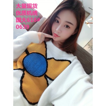 0639 young look loose flower sweater