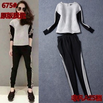 675 fashion loose leisure sports suit