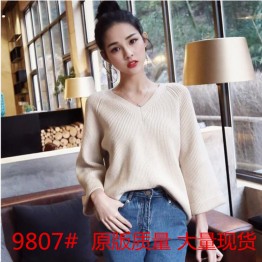 9807 loose cute trendy sweater