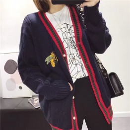 1022 Academy bee embroidery cardigan sweater