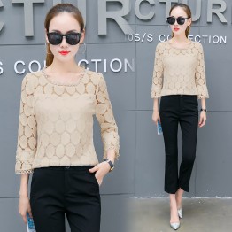 645 autumn loose trumpet sleeve Lace hollow bottom shirt