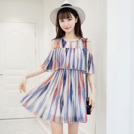 7065 contract color off shoulder chiffon pleated dress