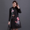 841 fashion mid-age loose embroidery coat 