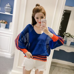 554 Korean fashion V - neck loose sweater