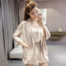 7223 Korean fashion temperament vest and jacket with shorts