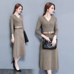 7118 Temperament V-neck knitted long dress