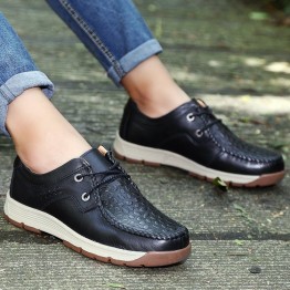 018100 breathable solid color round head casual shoes