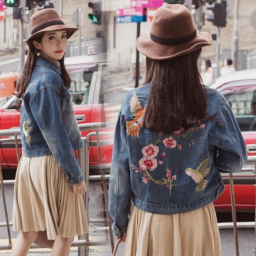 8903 loose retro embroidered short denim jacket